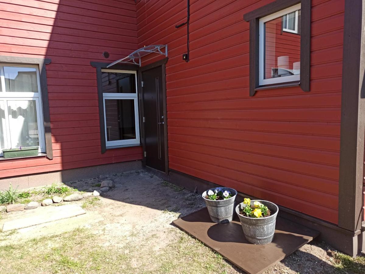 Sand Star Apartment Пярну Екстериор снимка